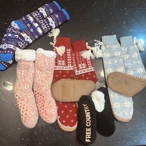 Cozy Sock/slipper bundle 5 pair. Musk Luks, lands end & free country women 8-10.